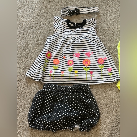 Baby girl warm weather lot 6-9 months - Picture 3 of 7